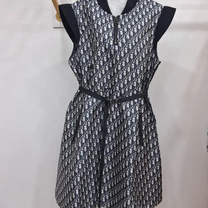 [BUNJANG] MooPal Embroidered Dress with Belt Set / 무팔 자수원피스 벨트세트