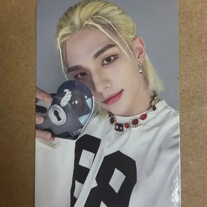 [BUNJANG] Stray Kids MAXIDENT Hyunjin Photocard / 스트레이키즈 MAXIDENT 포카 hyunjin