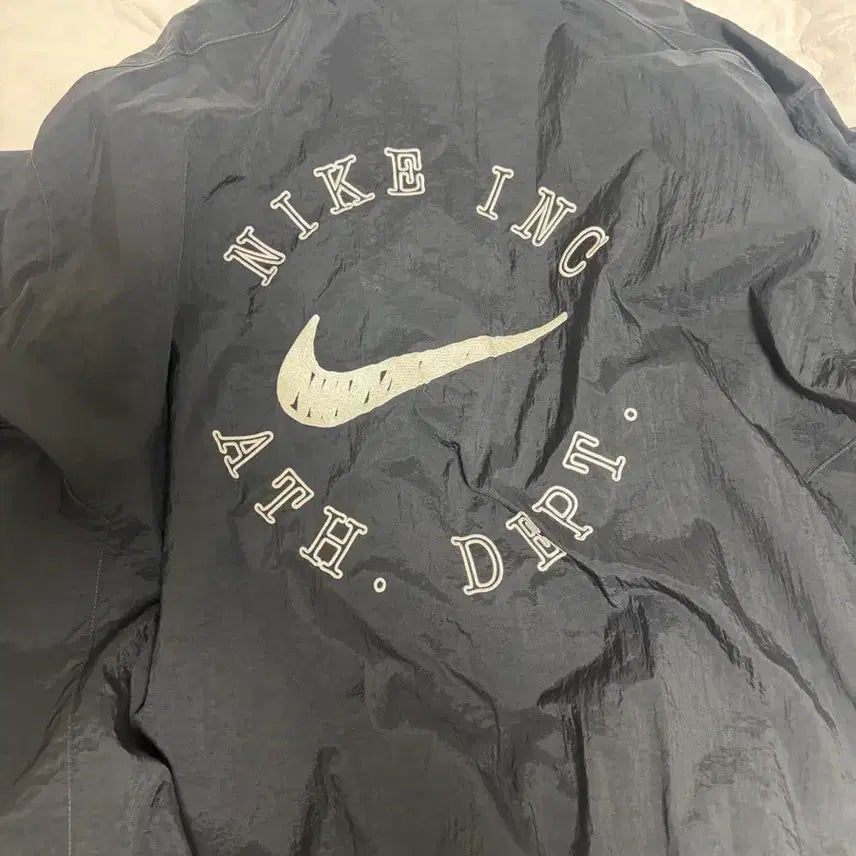 [BUNJANG] Nike Windbreaker Jacket / 나이키 바람막이