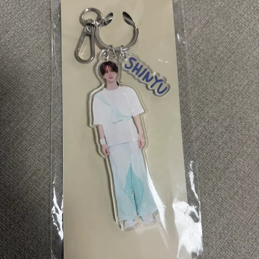 [BUNJANG] TWS Shinyu Japan Fanmeeting Acrylic Keyring / 투어스 TWS 일본팬미팅 신유 아크릴 키링