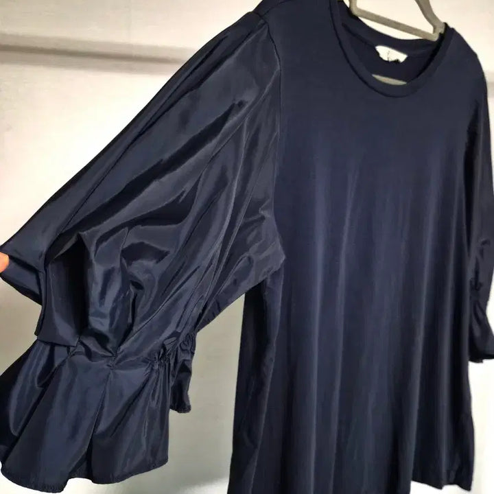[BUNJANG] GStudio Puff Sleeve Navy Short Sleeve Blouse / 77) 지스튜디오 퍼프소매 네이비 반팔 티블라우스