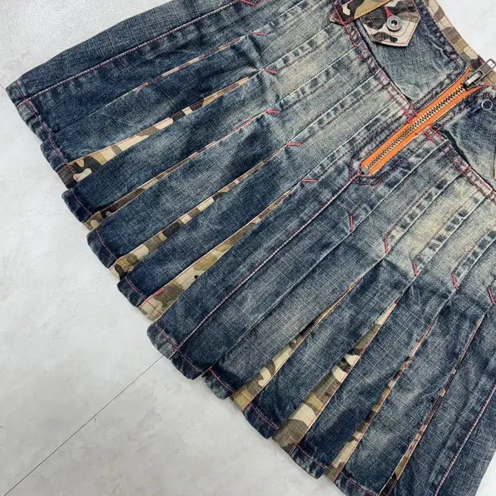 [BUNJANG] JETLAG Camo Mix Denim Pleated Skirt / 