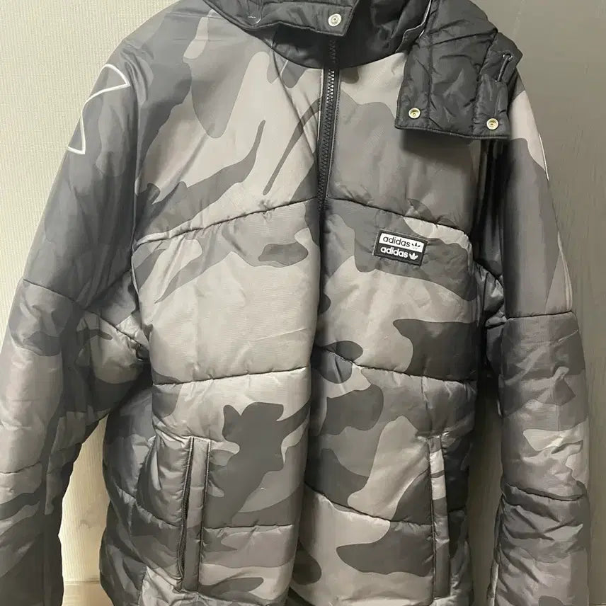 [BUNJANG] Adidas Camo Hooded Down Jacket / 아디다스 패딩