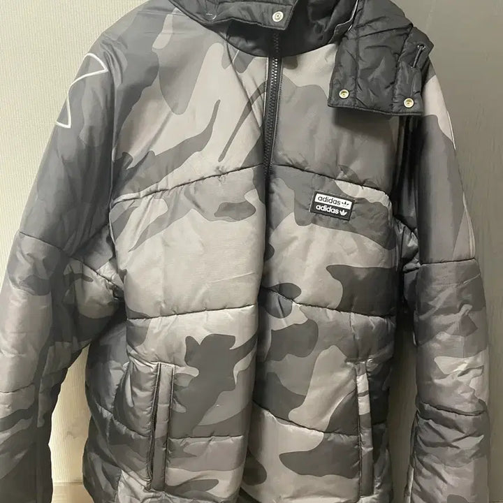 [BUNJANG] Adidas Camo Hooded Down Jacket / 아디다스 패딩