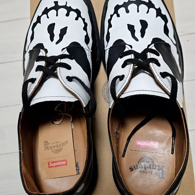 [BUNJANG] Dr. Martens x Supreme 1461 3-Eye Shoe Black / 닥터마틴 x 슈프림 1461 3-Eye Shoe Black 280