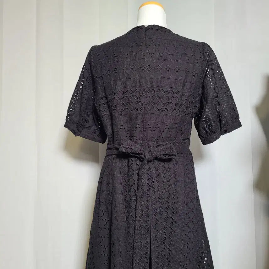 [BUNJANG] ririanco Lace Detail Dress / 리리앤코 원피스