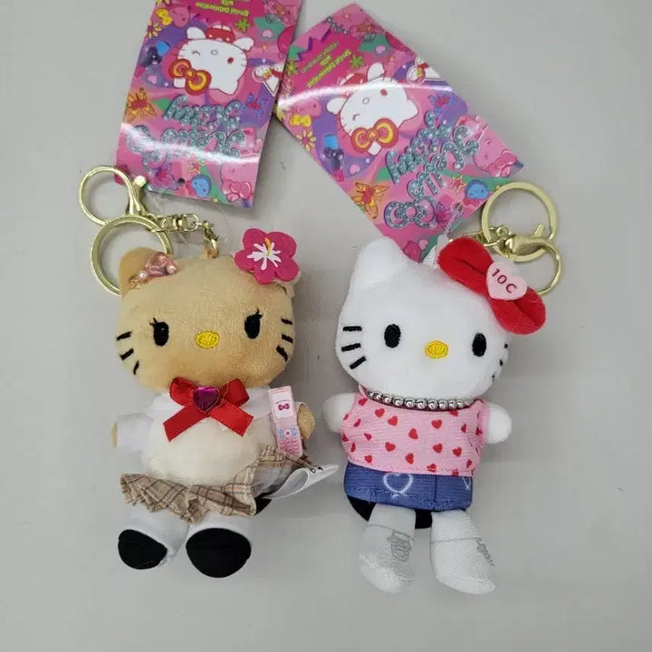 [BUNJANG] Hello Kitty Doll Keychain Set (2 Types) / 헬로키티 인형 키링 2종 세트