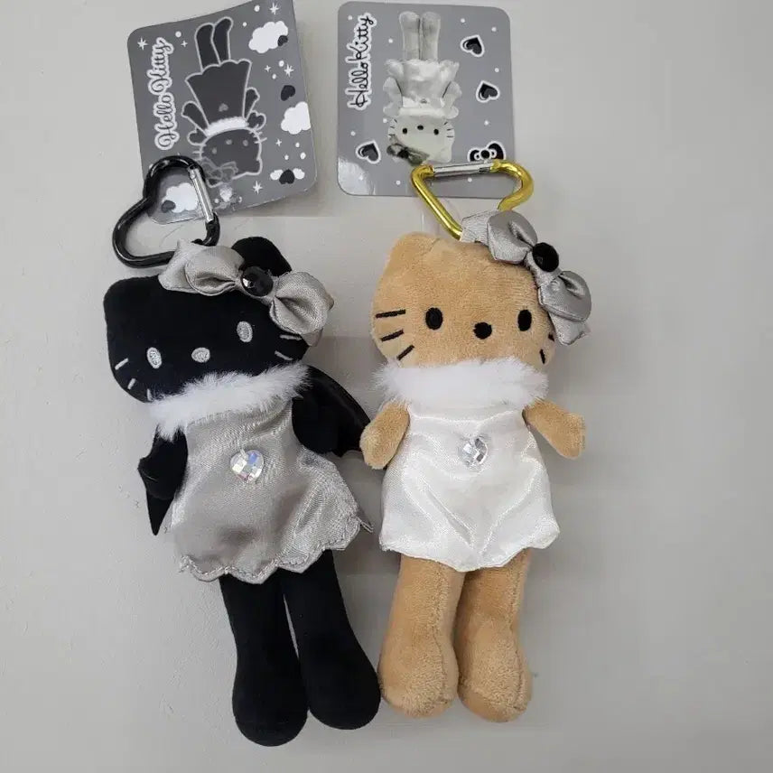 [BUNJANG] Hello Kitty Long Leg Doll Angel/Devil Keyring Set / 헬로키티 롱다리 인형 천사/악마 키링 세트