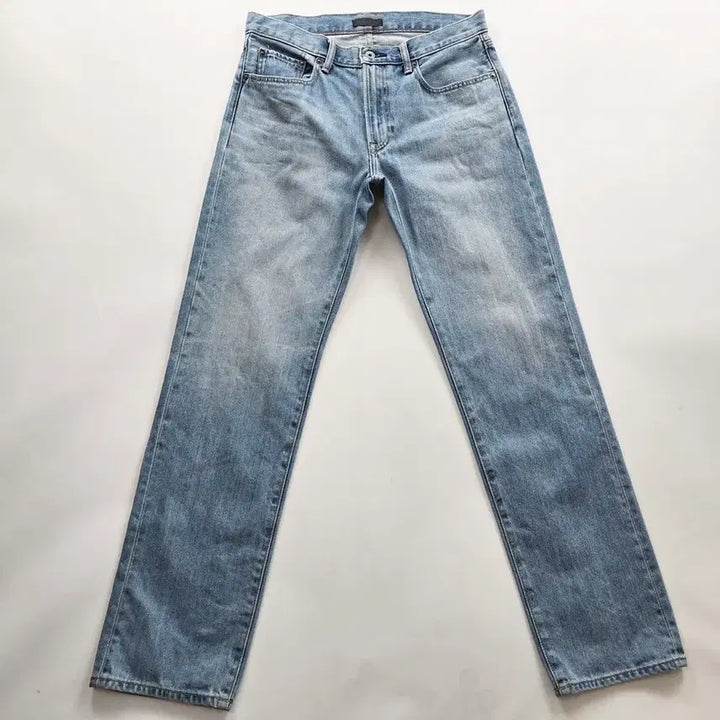 [BUNJANG] Uniqlo Straight Leg Washed Denim Jeans Size 33 / 유니클로 청바지 일자 연청 워싱 데님 사이즈33 R5391