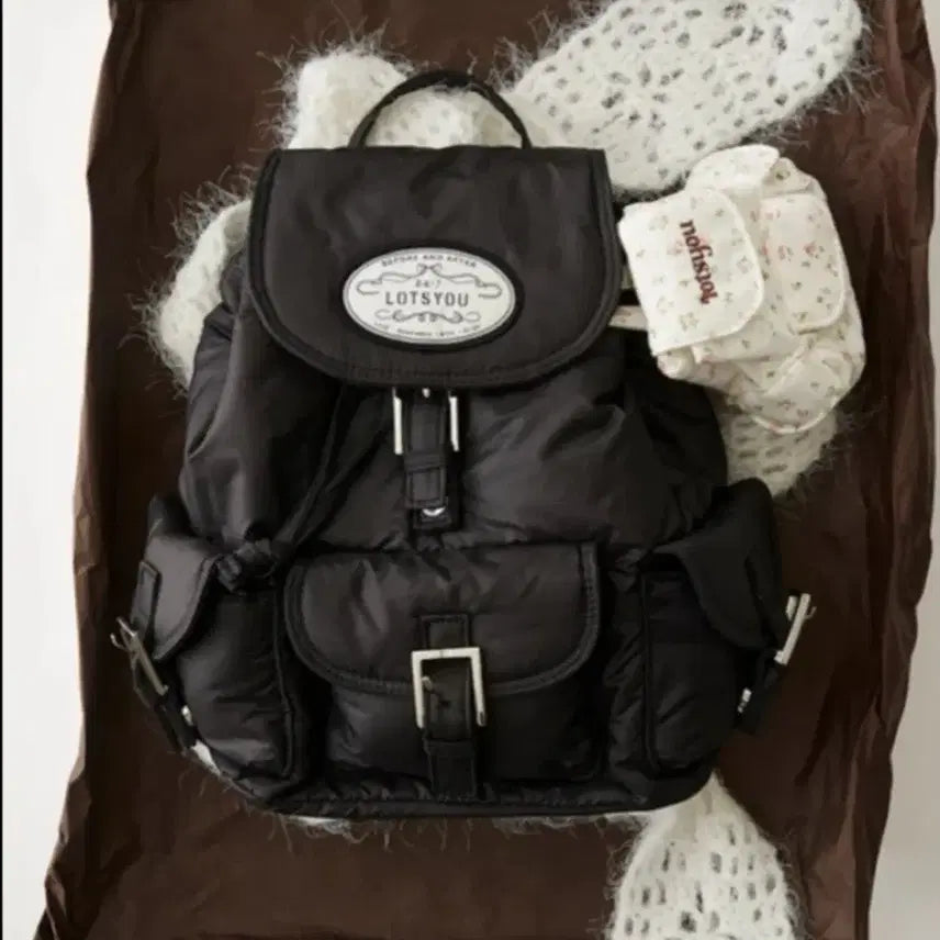 [BUNJANG] Lotsyou Nostalgia Chubby Backpack Black Jennie / 라츠유 lotsyou Nostalgia 백팩 블랙 제니