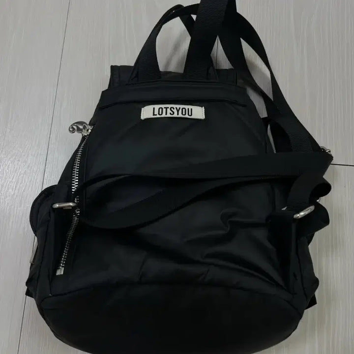 [BUNJANG] Lotsyou Nostalgia Chubby Backpack Black Jennie / 라츠유 lotsyou Nostalgia 백팩 블랙 제니