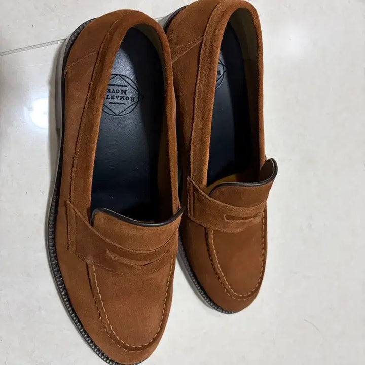 [SOLD OUT] 로맨틱무브 뉴 스마트 로퍼 R14M008 265