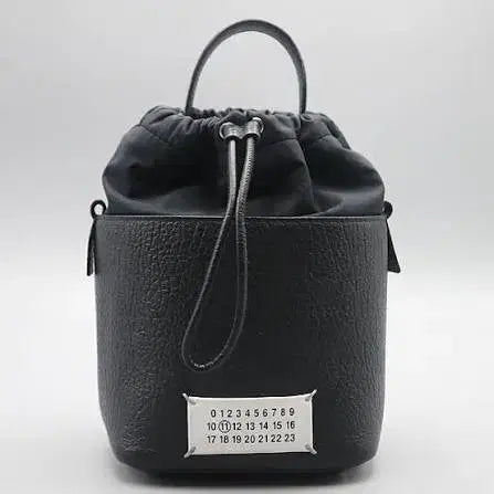 [BUNJANG] Maison Margiela Black Bucket Bag / 메종 마르지엘라 블랙 버킷백