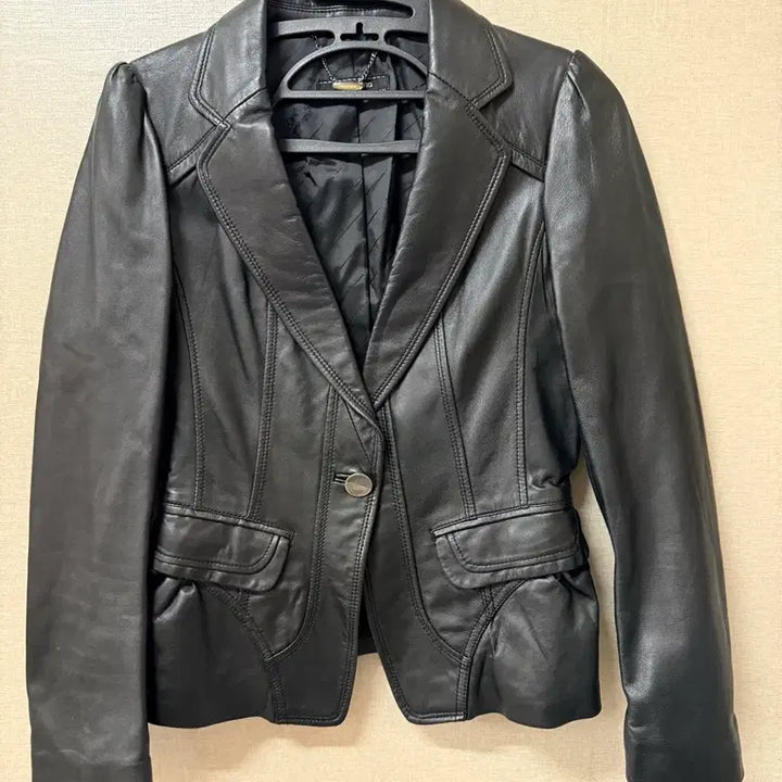 [BUNJANG] Compagna Black Lambskin Jacket Size 55 / (여성복) 꼼빠니아 블랙 양가죽 자켓 블랙 55