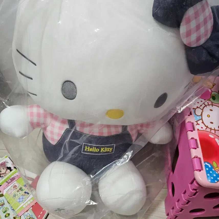 [BUNJANG] Hello Kitty Large Plush Bundle Set / 키티 대형인형(일괄)