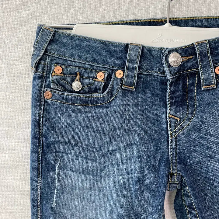 [BUNJANG] True Religion Billy Denim Jeans Size 25 Gold Trim / 트루릴리전 빌리 데님 청바지 25인치 금장