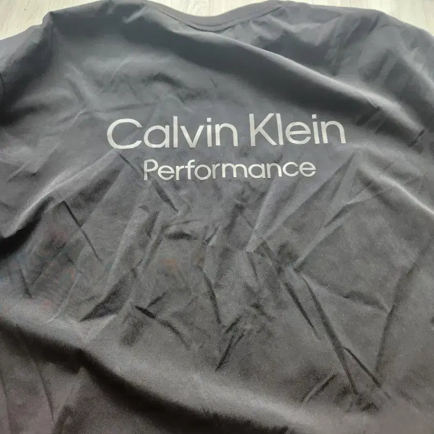 [BUNJANG] Calvin Klein Performance Woven Pocket Short Sleeve T-Shirt XL / 켈빈클라인 퍼포먼스 우븐 포켓 반팔 티셔츠 XL