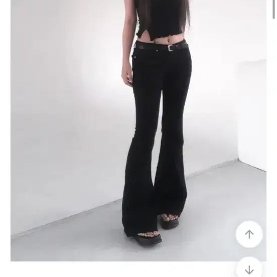 [BUNJANG] OOTJ Chicwin Bootcut Low-Rise Denim Pants / ootj 시로 시크윈 부츠컷 로우라이즈 데님팬츠 바지