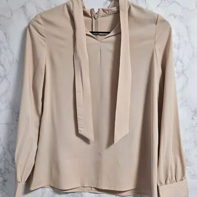 [BUNJANG] Ribbon Blouse Beige (Size 55) / 리본 블라우스 베이지색 55