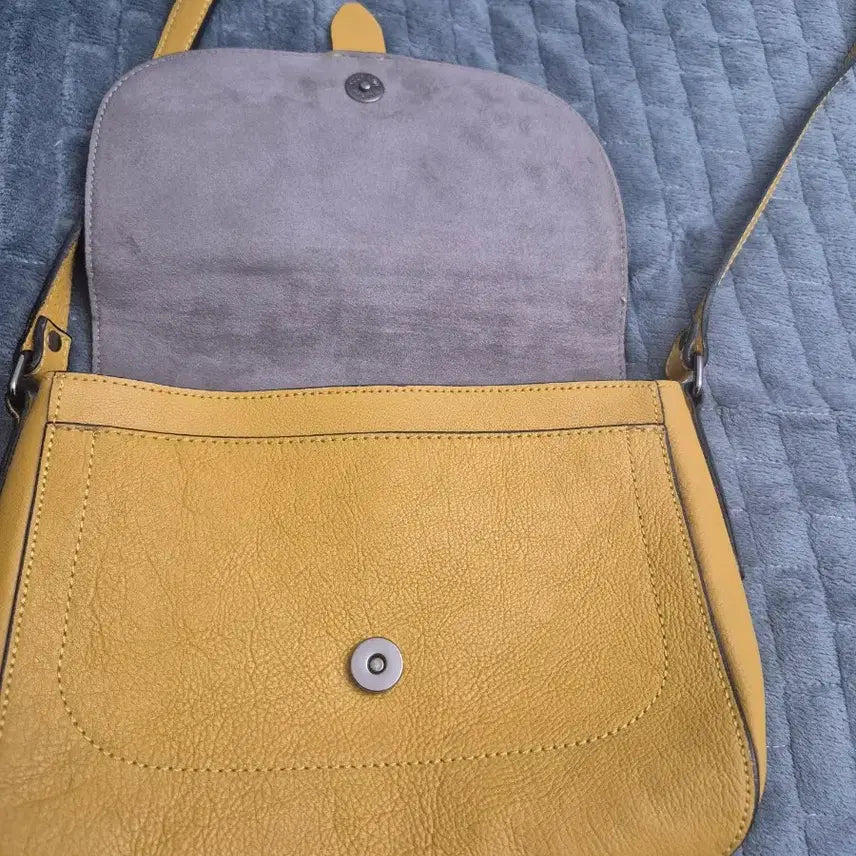 [BUNJANG] Handmade Genuine Leather Crossbody Bag / 수제 천연가죽 크로스백