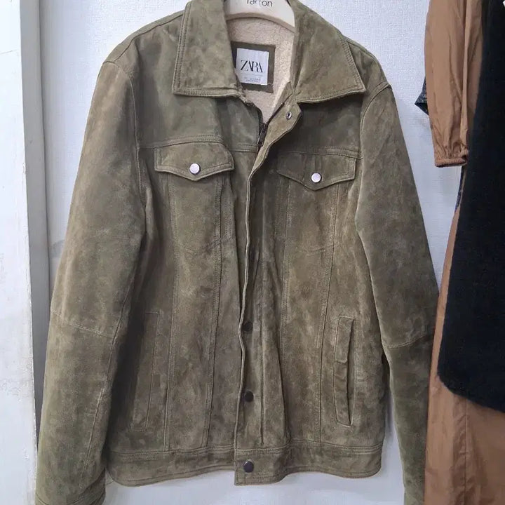 [BUNJANG] Zara Suede Trucker Jacket Khaki L / 자라 스웨이드 트러커 자켓 카키 L