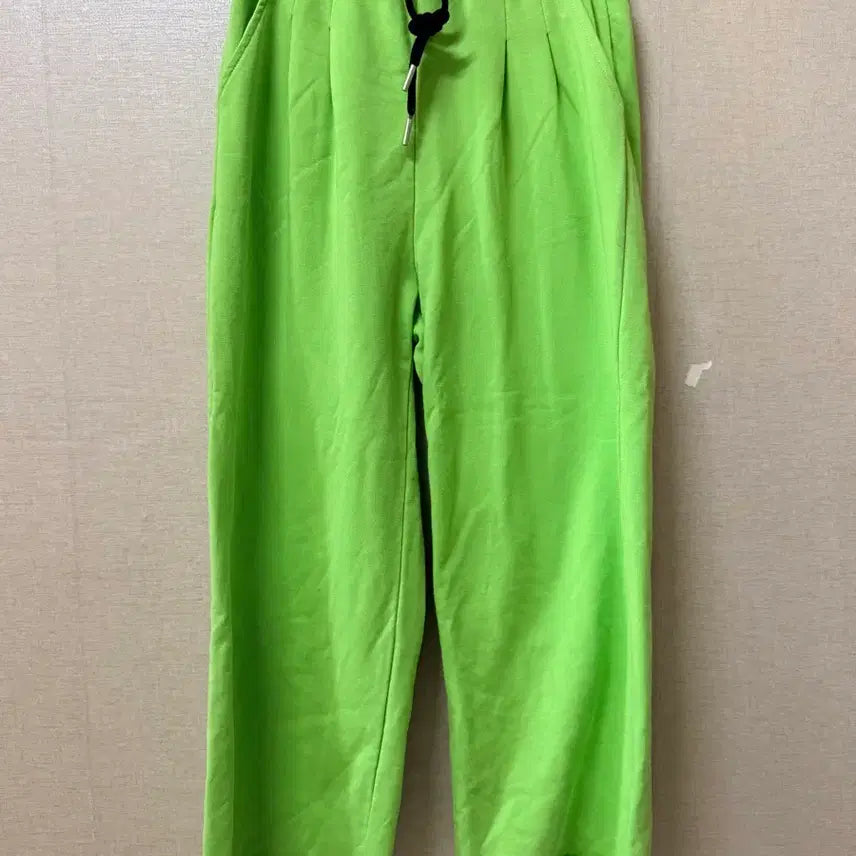 [BUNJANG] Lime Green Training Pants (up to Women&