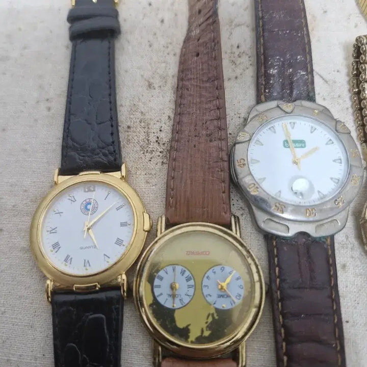 [BUNJANG] Vintage Used Wristwatches Bundle (16 Pieces) / 빈티지  사용제 손목시계 16개 입니다