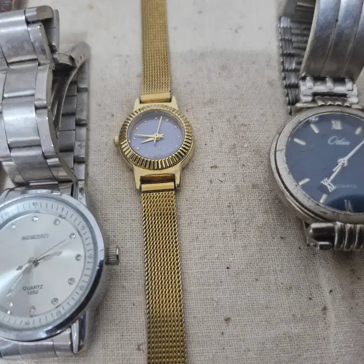 [BUNJANG] Vintage Used Wristwatches Bundle (16 Pieces) / 빈티지  사용제 손목시계 16개 입니다
