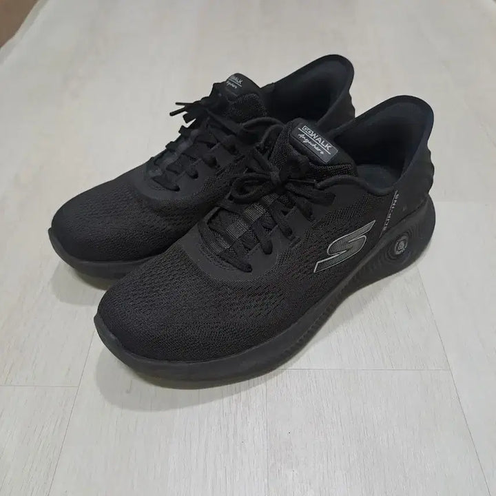 [SOLD OUT] 스케쳐스 고워크 플렉스 블랙