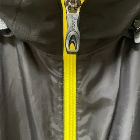 [BUNJANG] ASICS Windbreaker Jacket Grey/Yellow / 아식스 바람막이 그레이/옐로우