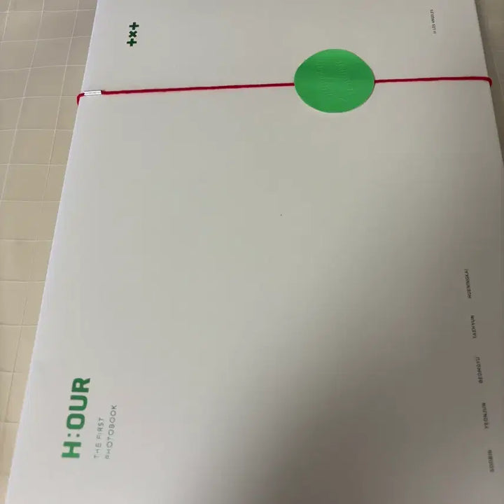 [BUNJANG] TXT (Tomorrow X Together) H:OUR Photobook / Txt 투바투 아워1 H:OUR 포토북