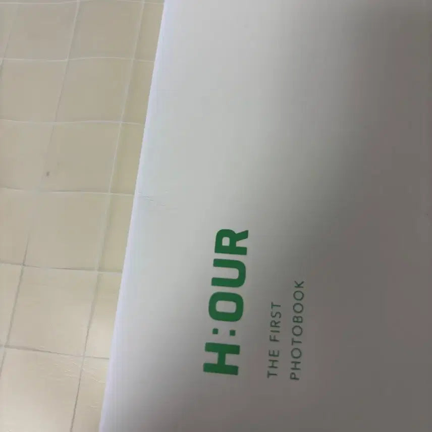 [BUNJANG] TXT (Tomorrow X Together) H:OUR Photobook / Txt 투바투 아워1 H:OUR 포토북