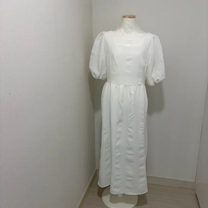 [BUNJANG] White Long Dress Puff Sleeve Square Neck / 화이트 롱 원피스 퍼프소매 스퀘어넥