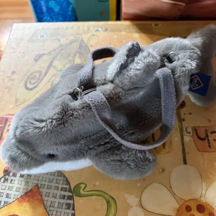 [BUNJANG] Gray Dolphin Plush Bag / 회색 돌고래 인형 가방