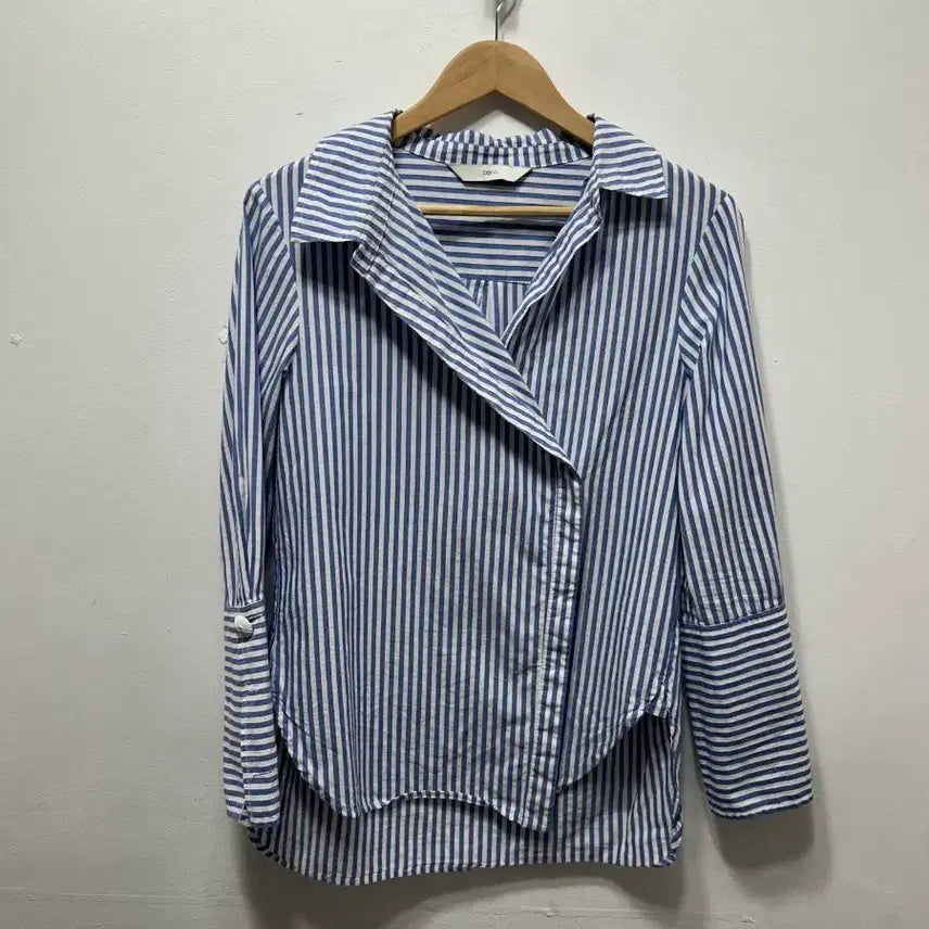 [BUNJANG] DEWL Stripe Asymmetric Shirt / DEWL스트라이프 언발란스 셔츠 55