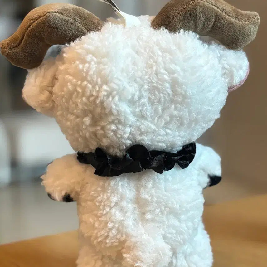 [BUNJANG] MeiMei Dark Forest Blind Box Doll - White Sheep / 메이메이 다크포레스트 블라인드 박스 인형 - 흰 양?흰염소?