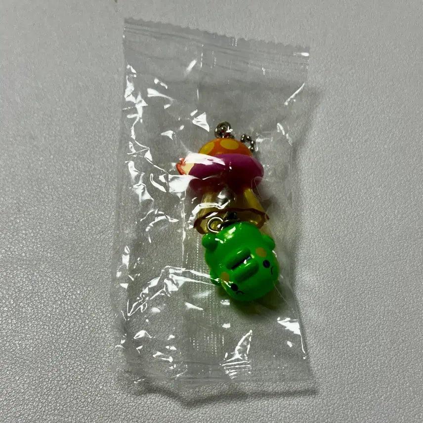 [BUNJANG] Tamagotchi UFO Swing Gacha / 구치파치 주댕치 다마고치 UFO 스윙 가챠