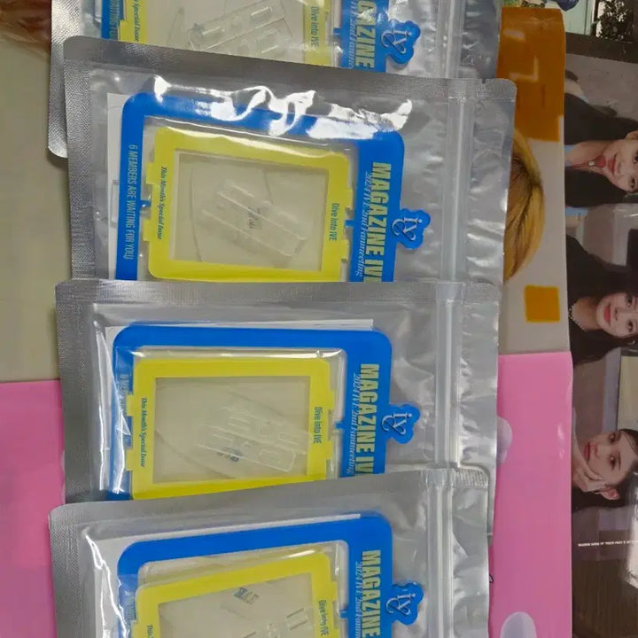 [BUNJANG] IVE Magazine MD Acrylic Turning Stand - Rei, Wonyoung, Yeseo / 미개봉) 아이브 매거진 엠디 아크릴 터닝 스탠드 판매해용! 레이원영이서