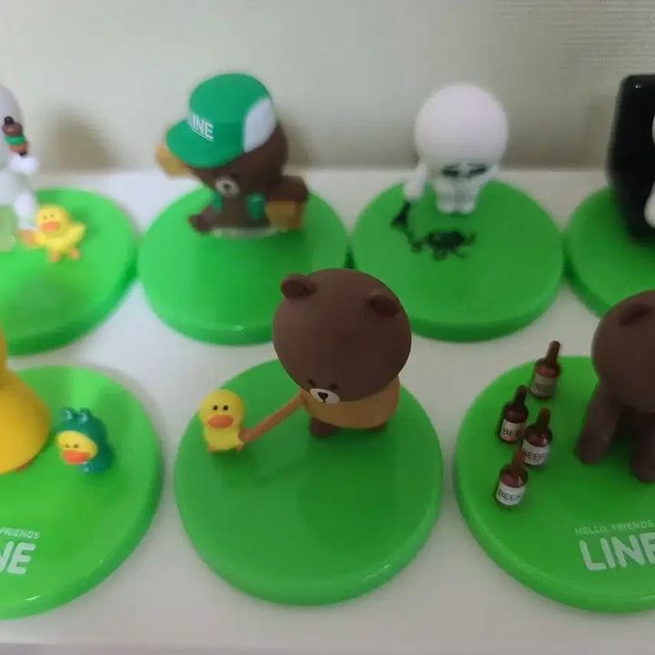 [BUNJANG] Line Friends 7-Figure Set / 라인프렌즈 피규어 7종 팝니다.