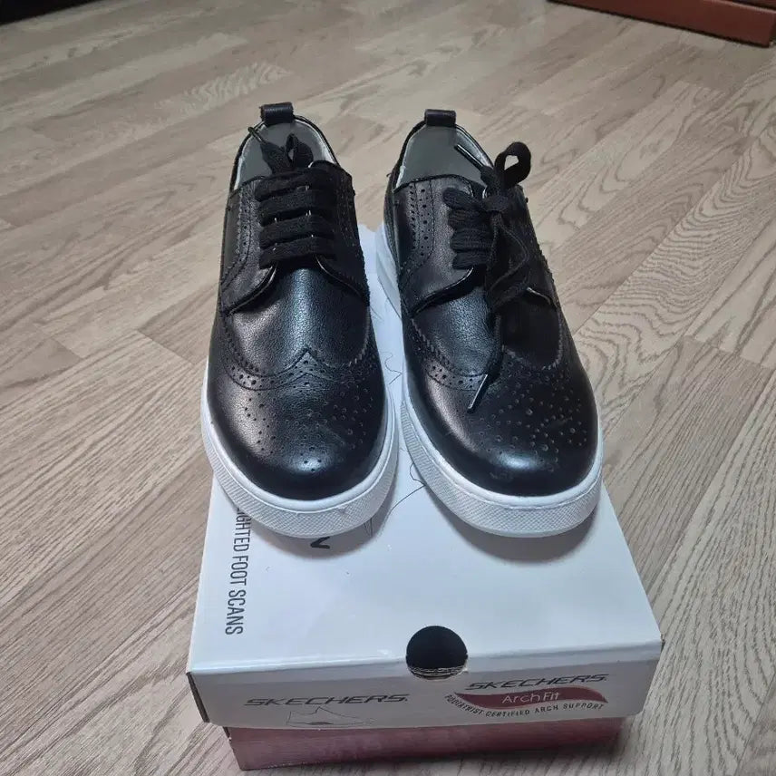 [BUNJANG] Esquire Sneaker Shoes Size 250 / 에스콰이어 스니커즈 구두 250