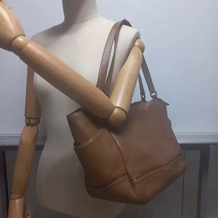 [BUNJANG] Coach Convertible Tote Shoulder Bag Camel / 코치 토트백 겸 숄더백. 카멜