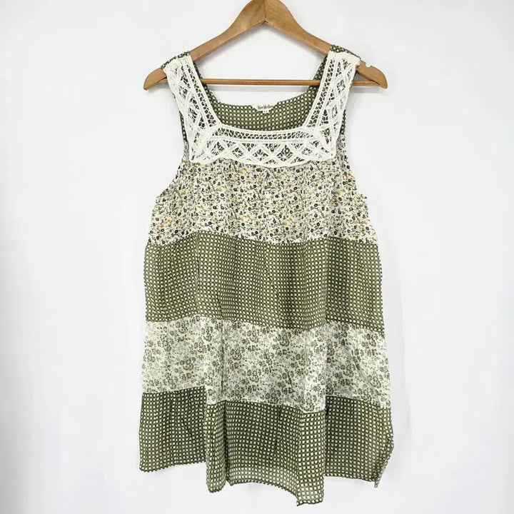 [SOLD OUT] 일본 빈티지 플라워 레이스 캉캉 민소매 블라우스