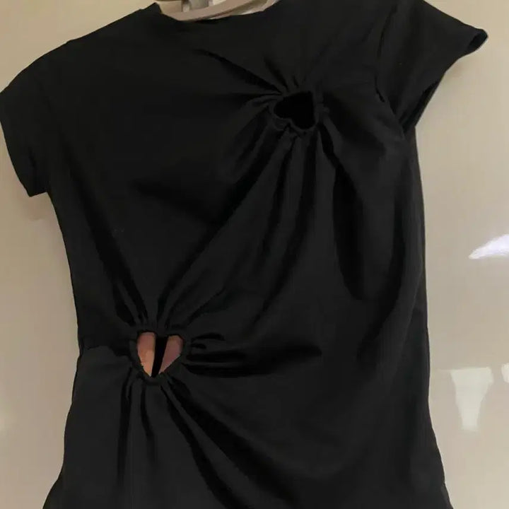 [BUNJANG] Slim Fit Heart Half Sleeve T-Shirt / 슬림티 하트티 반팔티