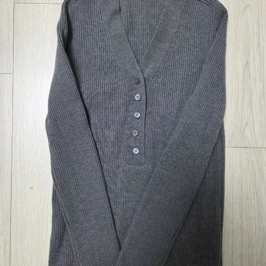 [BUNJANG] Ornitt Grey Knit Sweater / 오르 니트 s 그레이