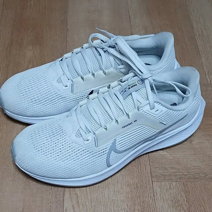 [SOLD OUT] 나이키 페가수스 40 화이트 운동화