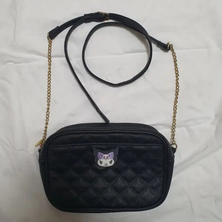 [BUNJANG] Sanrio Kuromi Quilted Shoulder Bag Crossbody Bag / 산리오 쿠로미 퀼팅 숄더백 크로스백
