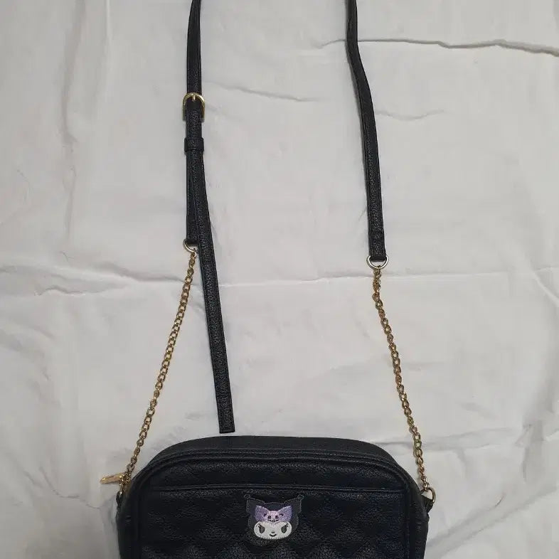 [BUNJANG] Sanrio Kuromi Quilted Shoulder Bag Crossbody Bag / 산리오 쿠로미 퀼팅 숄더백 크로스백