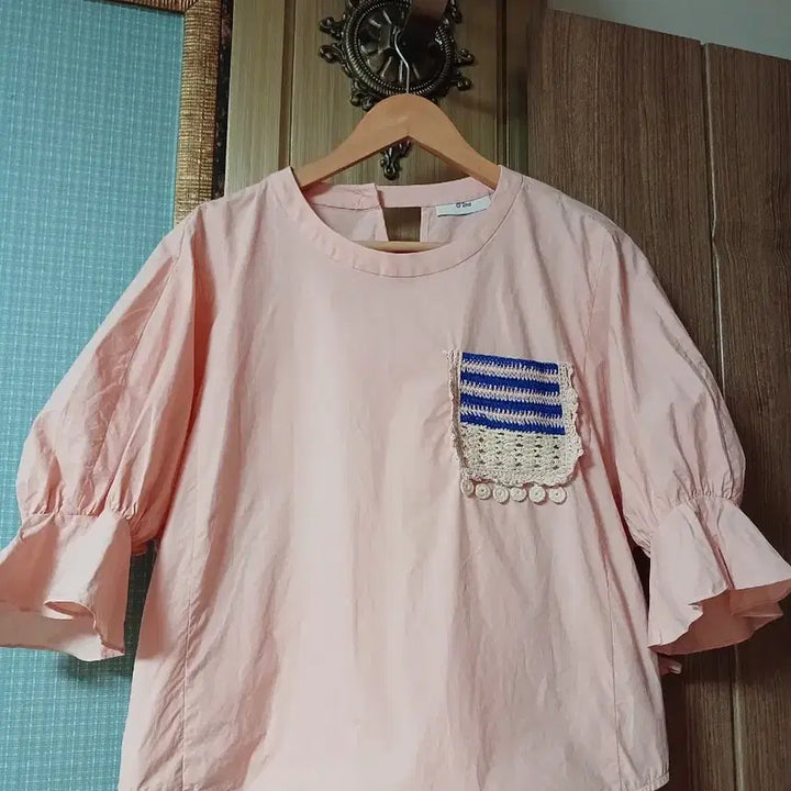 [BUNJANG] Ozneque Patch Pocket Blouse / 오즈세컨)  뜨개패치 포켓  블라우스