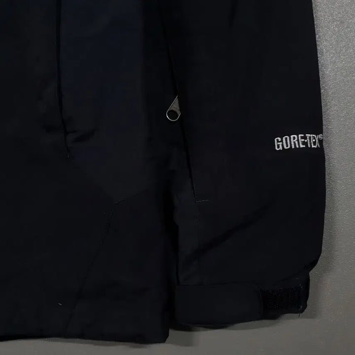 [BUNJANG] The North Face Gore-Tex Mountain Jacket Black XL / XL) 노스페이스 고어텍스 바람막이 마운틴 자켓 고프코어 블랙