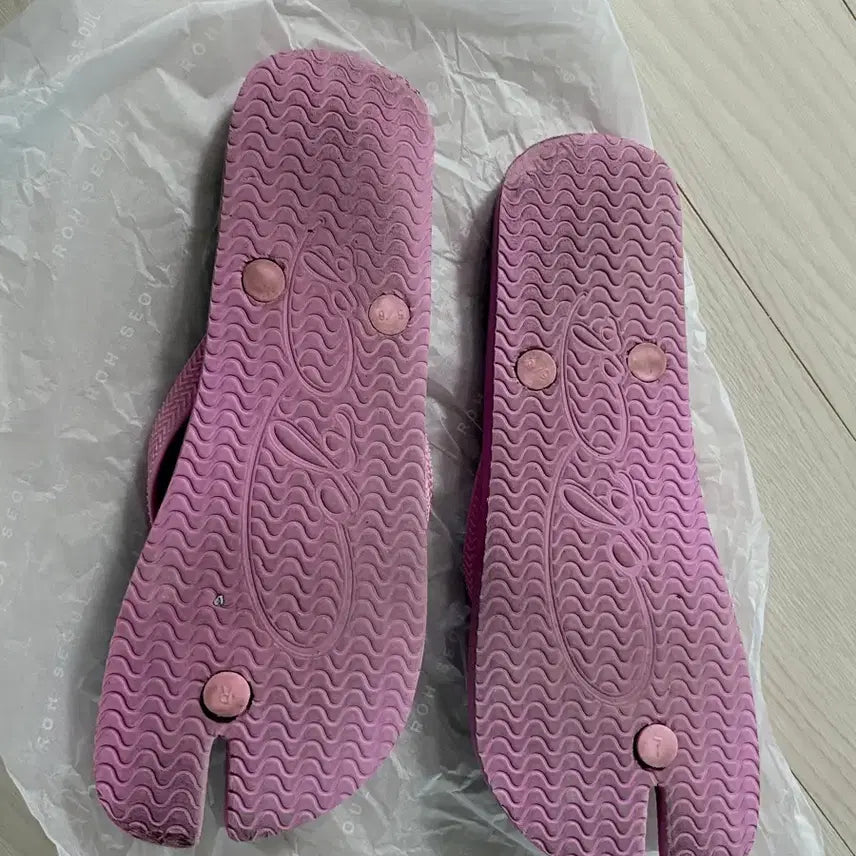 [BUNJANG] ColleColle New Wave Pink Sandals (240) / 꼴레꼴레 뉴웨이브 핑크(240)